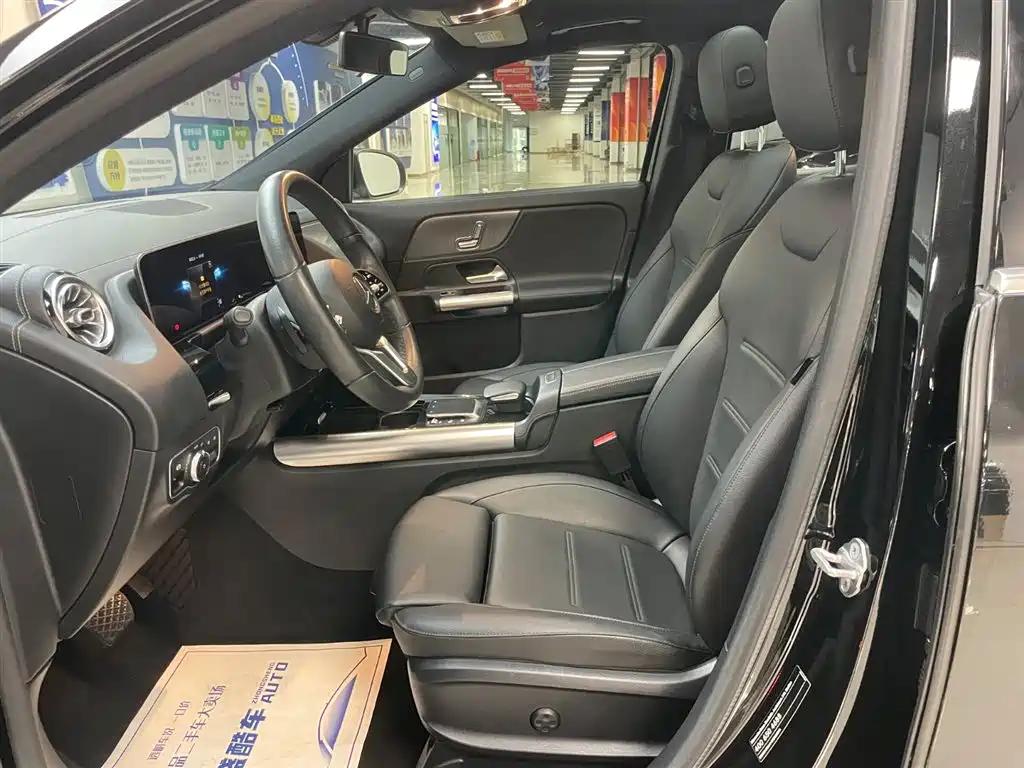 Mercedes-Benz GLA 200 2020