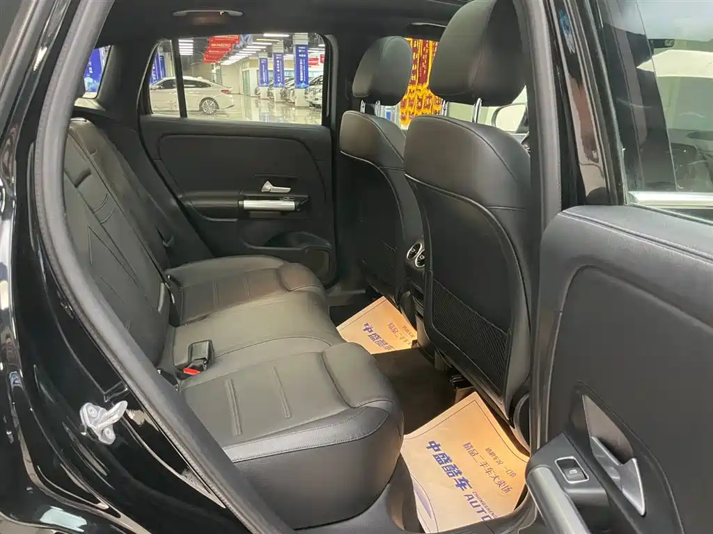 Mercedes-Benz GLA 200 2020