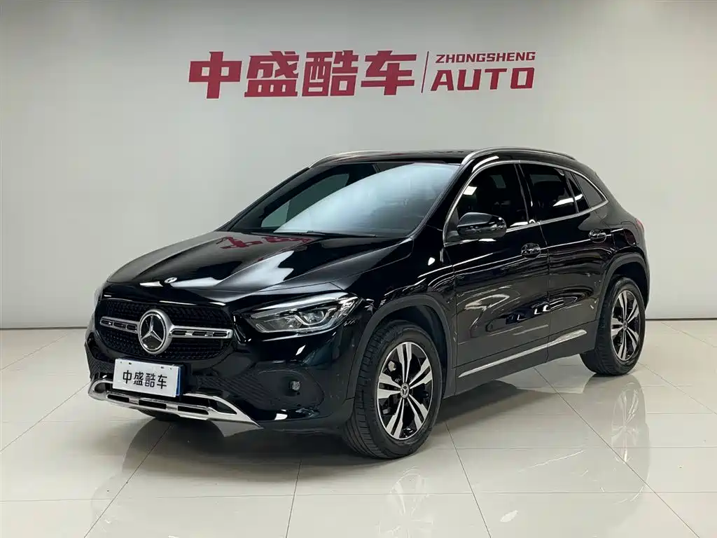 Mercedes-Benz GLA 200 2020