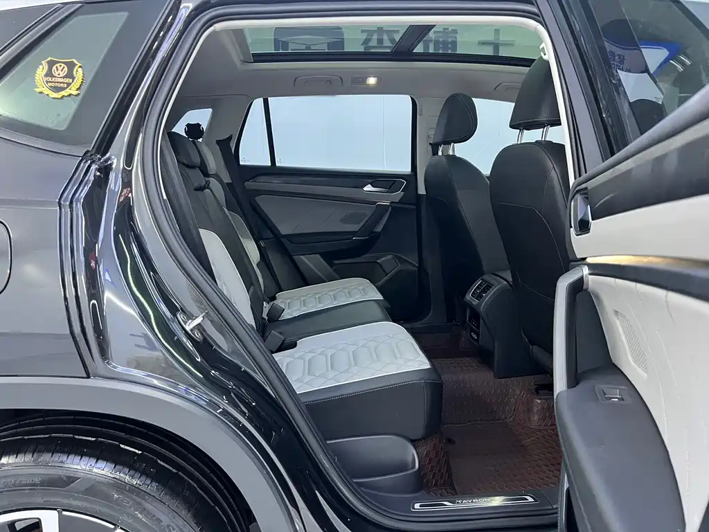 Volkswagen Tayron 2023 280TSI 2WD Luxury Plus