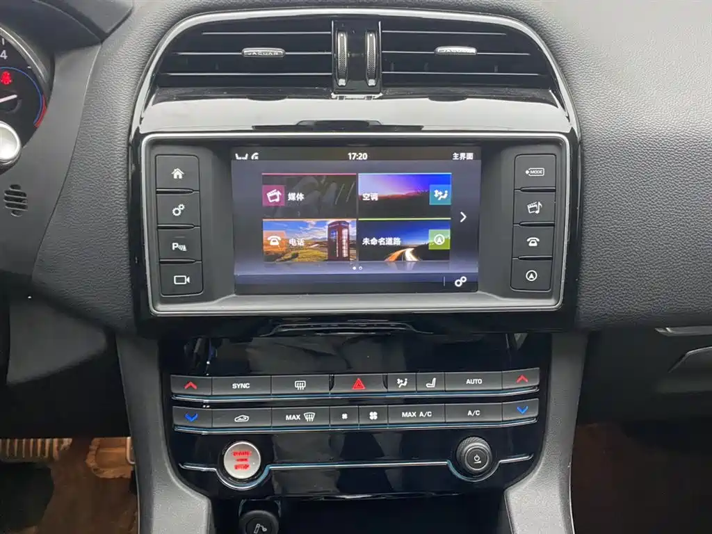 Jaguar F-PACE 2018 2.0T AWD Urban Prestige Edition