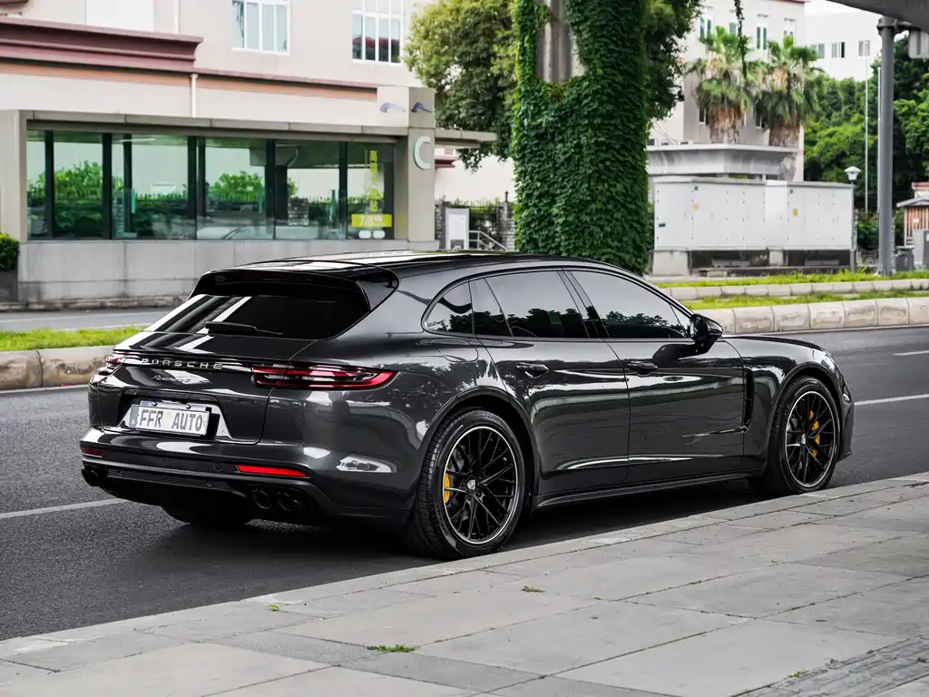 Porsche Panamera 4 Sport Turismo 3.0T