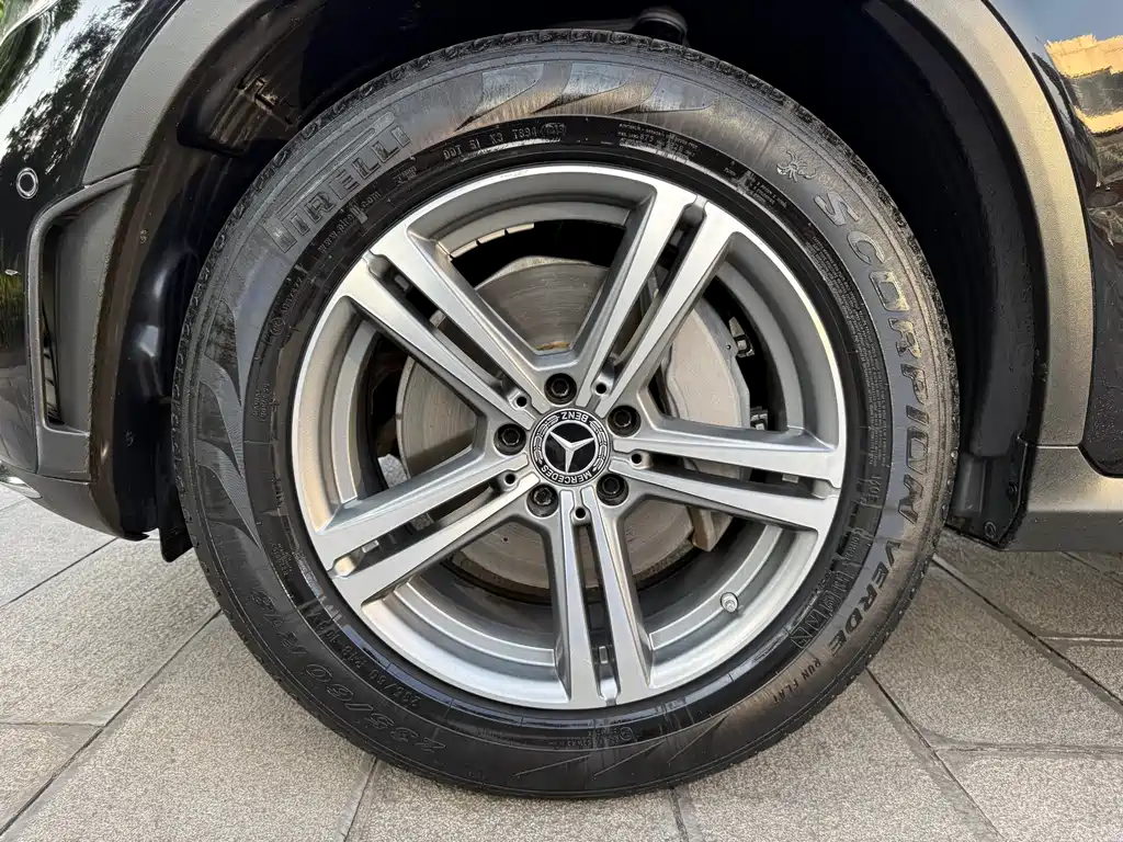 Mercedes-Benz GLC 2020 GLC 260 L 4MATIC Luxury
