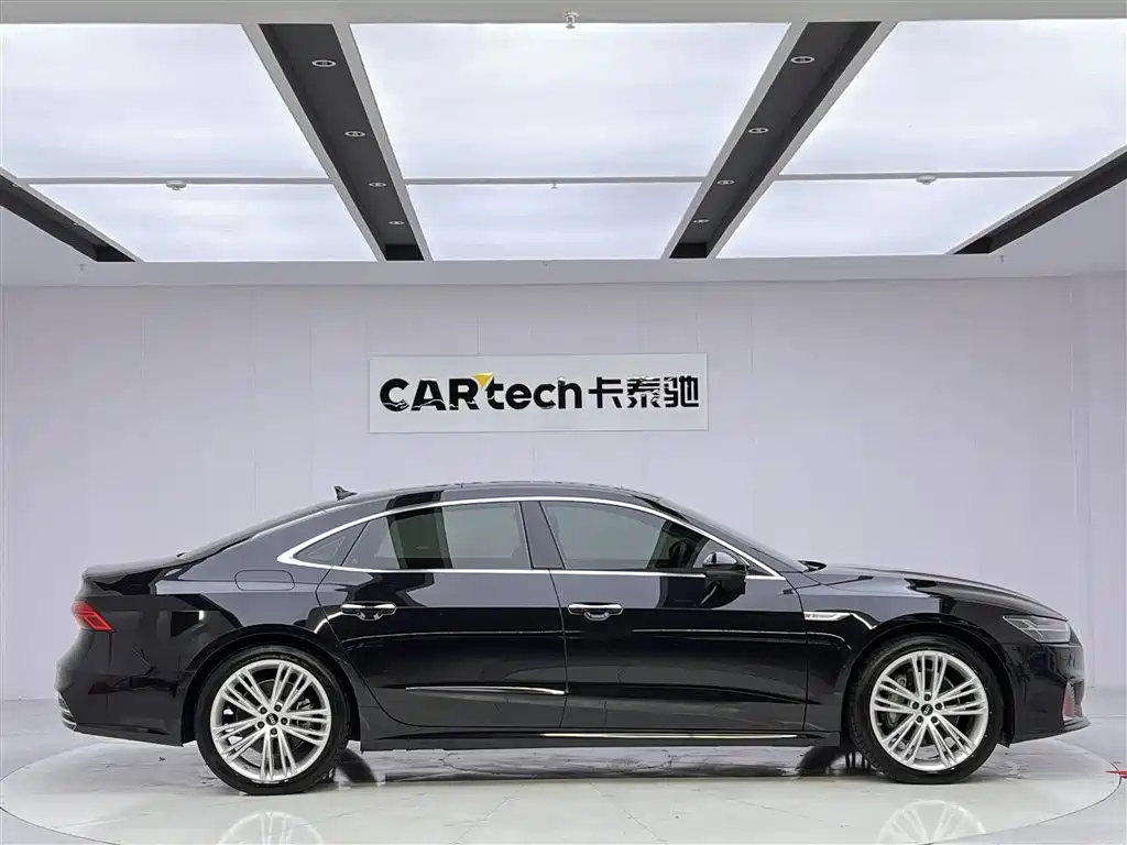 Audi A7L 2024 45 TFSI quattro Luxury