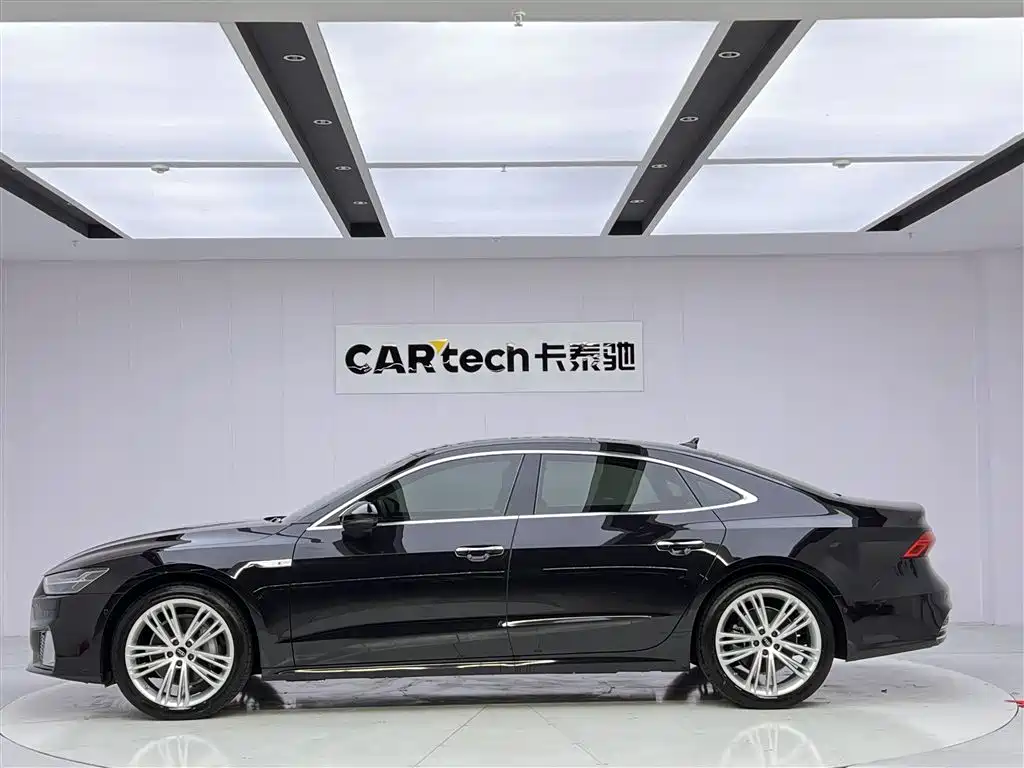 Audi A7L 2024 45 TFSI quattro Luxury