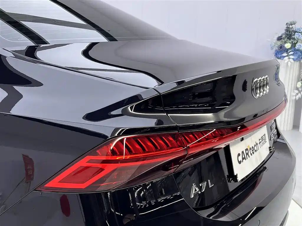 Audi A7L 2024 45 TFSI quattro Luxury