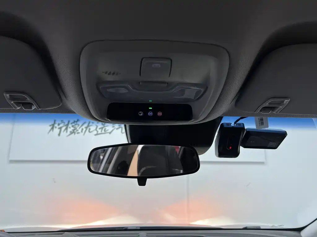 Chevrolet Menlo 2022 Nebula Edition