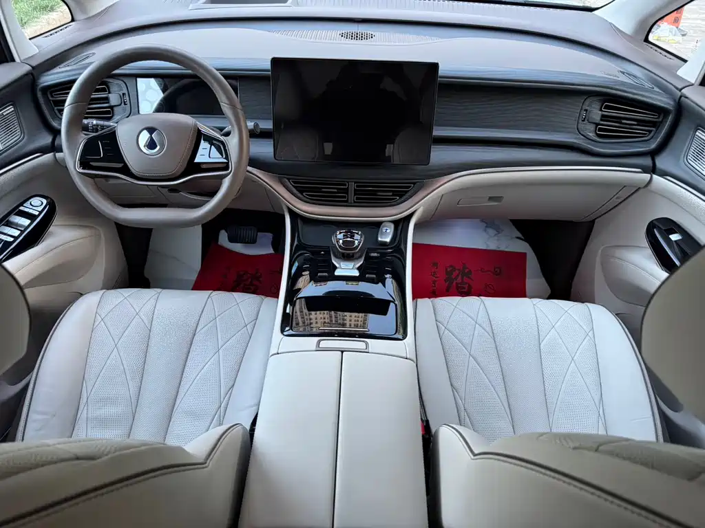 Denza D9 2022 DM-i 970 AWD Zunjong Edition