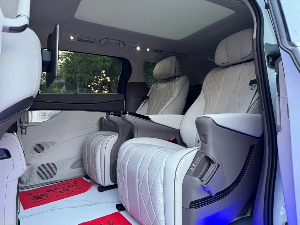 Denza D9 2022 DM-i 970 AWD Zunjong Edition