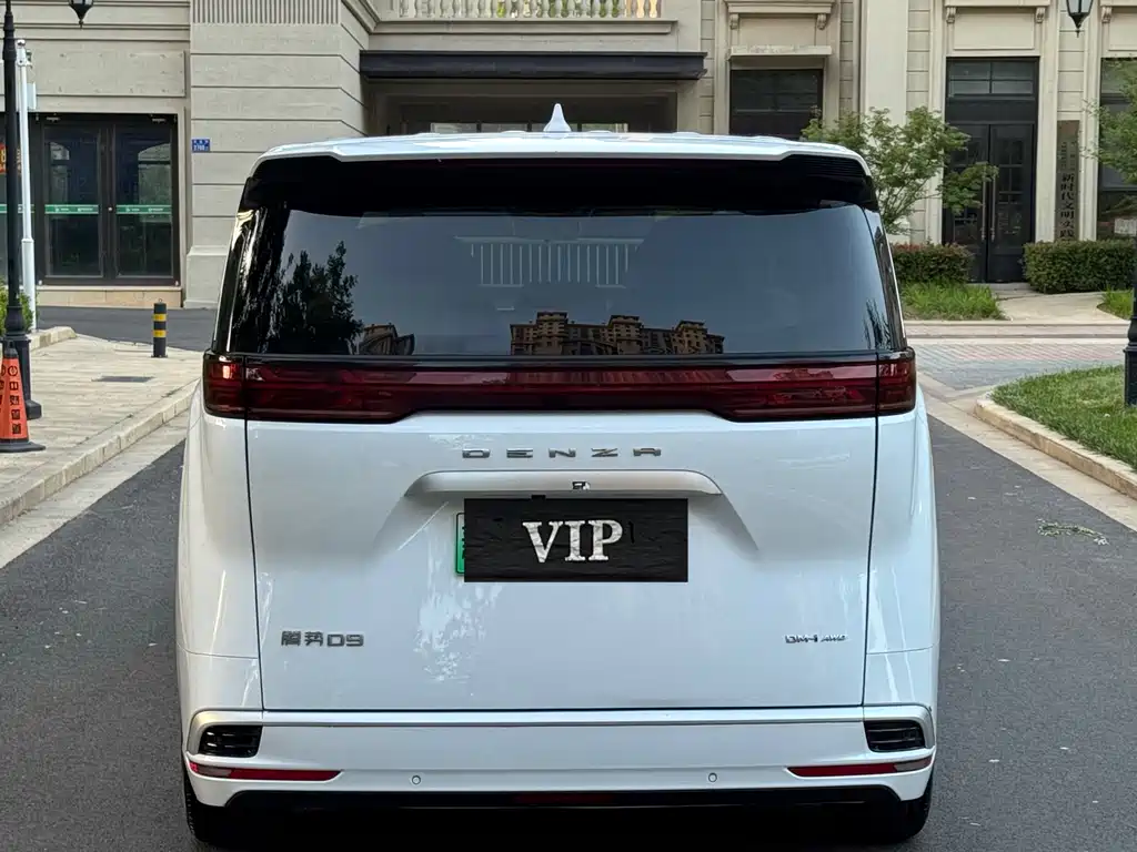 Denza D9 2022 DM-i 970 AWD Zunjong Edition