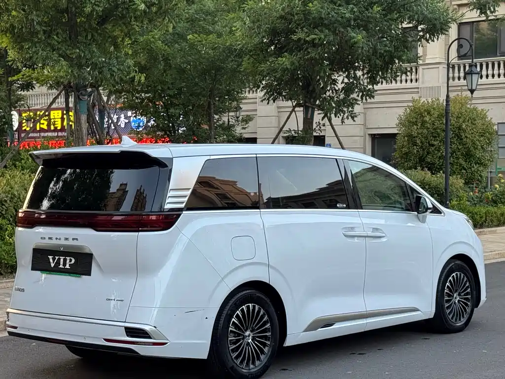 Denza D9 2022 DM-i 970 AWD Zunjong Edition