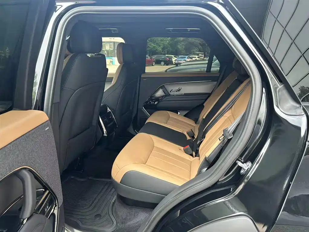 2026 Range Rover Sport 400PS Dynamic SE