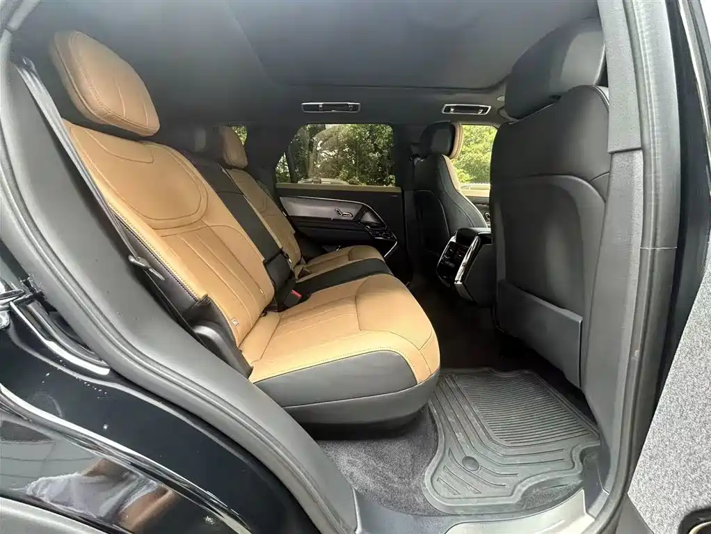 2026 Range Rover Sport 400PS Dynamic SE