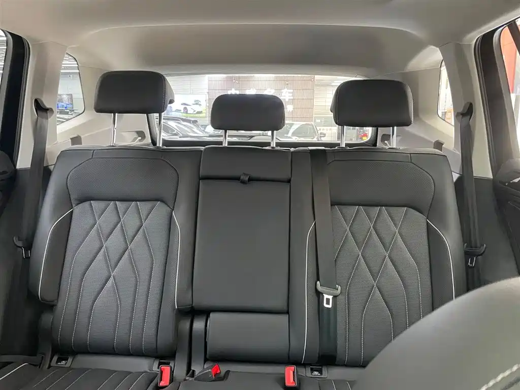 Volkswagen Tiguan L 2024 330TSI R-Line