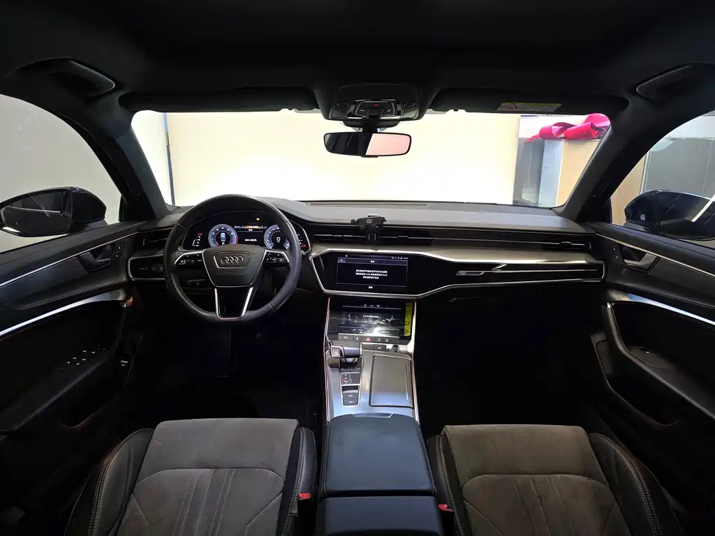 Audi A6L 2022 40 TFSI Luxury Dynamic Edition