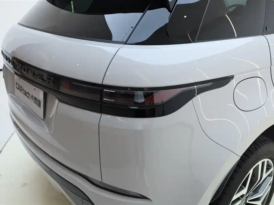Range Rover Evoque L 2026 SE
