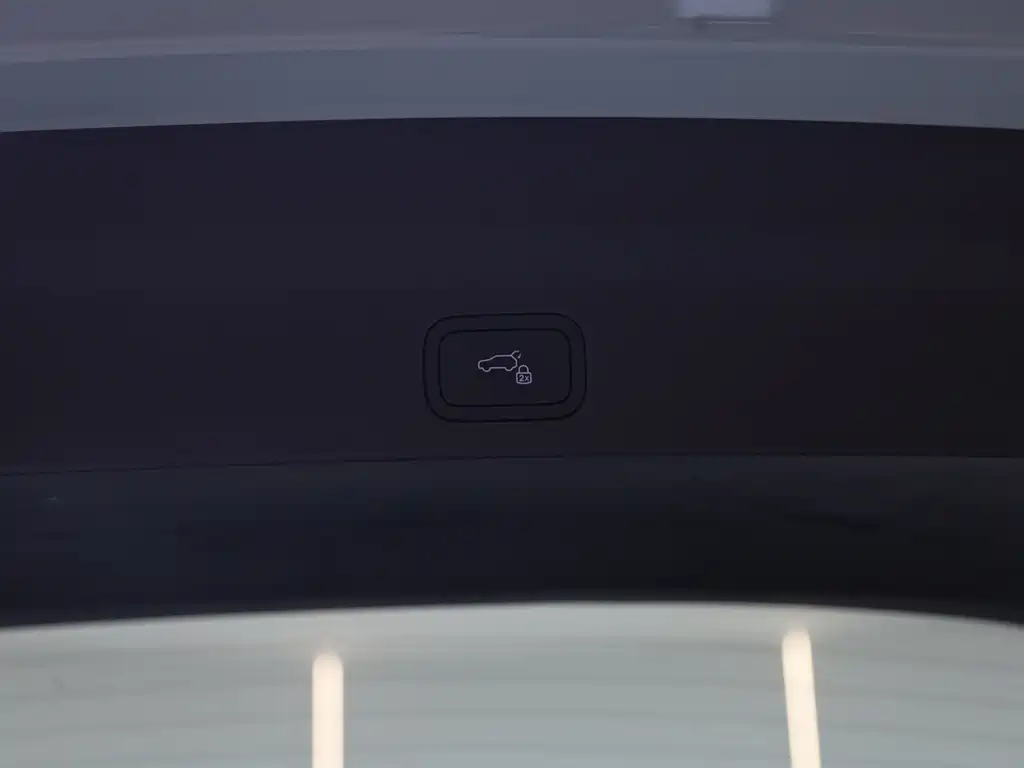 Li Auto L6 2025 Max Intelligent Refresh Edition