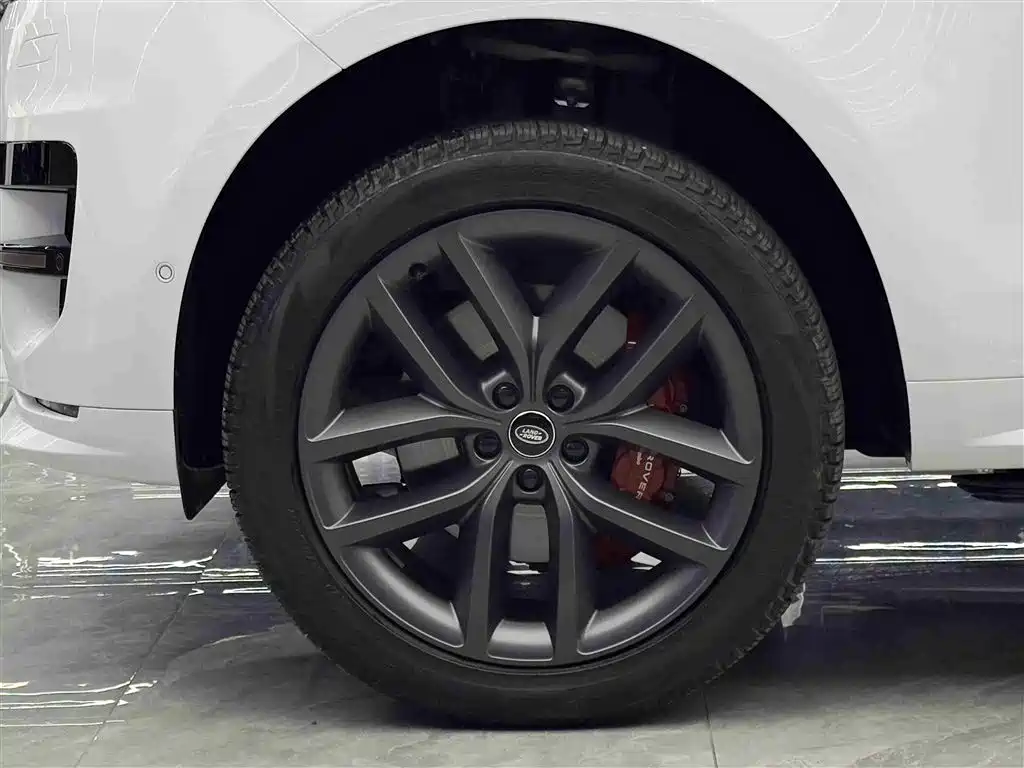 Range Rover Sport 2025 400PS Dynamic SE
