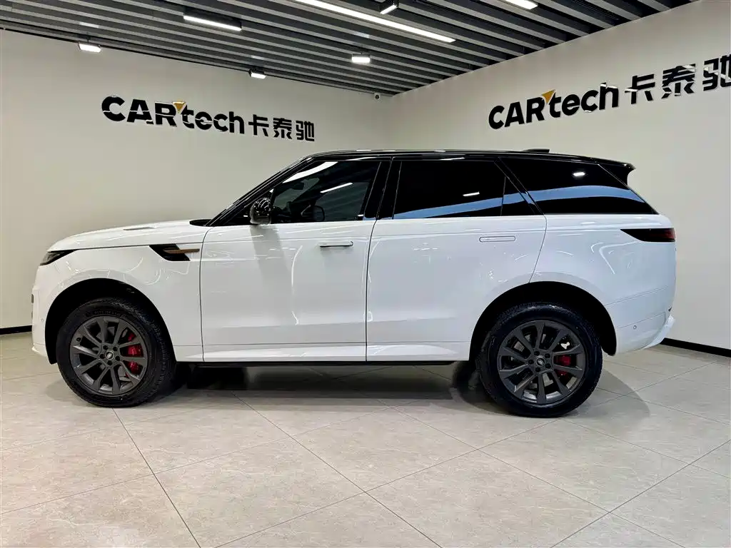 Range Rover Sport 2024 400PS Dynamic SE