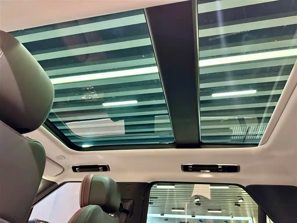 Range Rover Sport 2024 400PS Dynamic SE