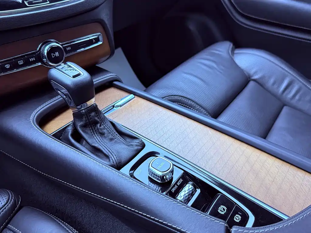 Volvo XC90 2017 T6 Intelligent Luxury Edition 5-seater