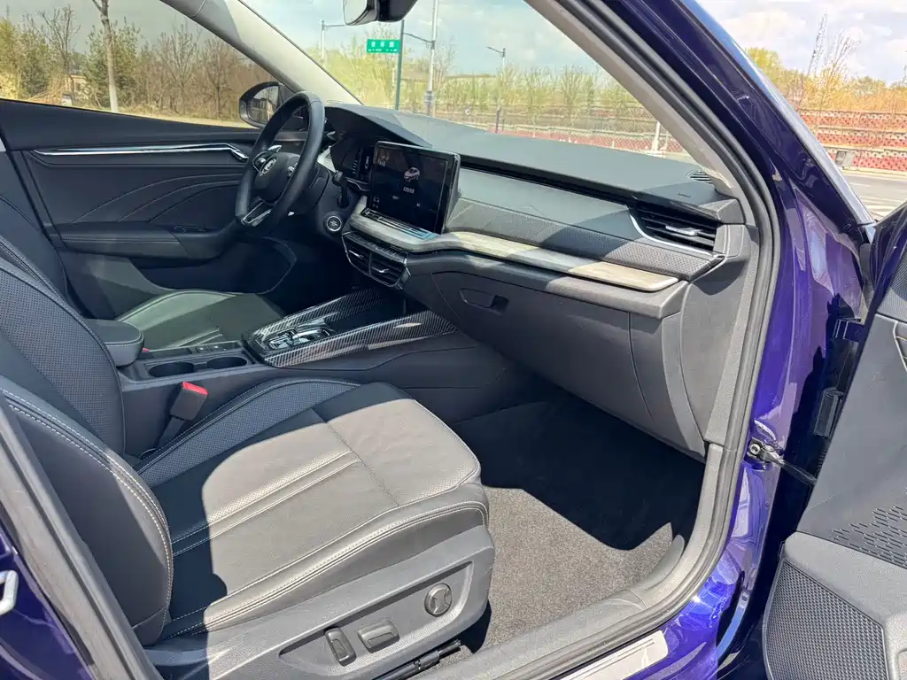 Skoda Octavia 2021 PRO TSI280 DSG Flagship Edition