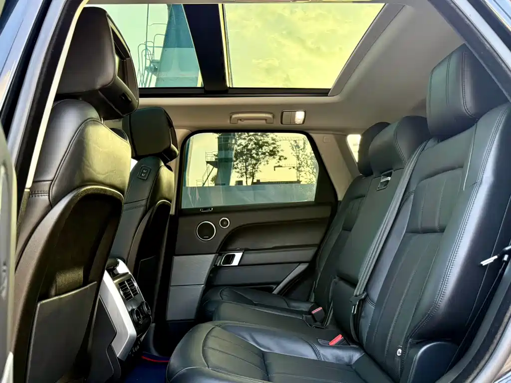 Range Rover Sport 2018 3.0 SC V6 HSE Dynamic