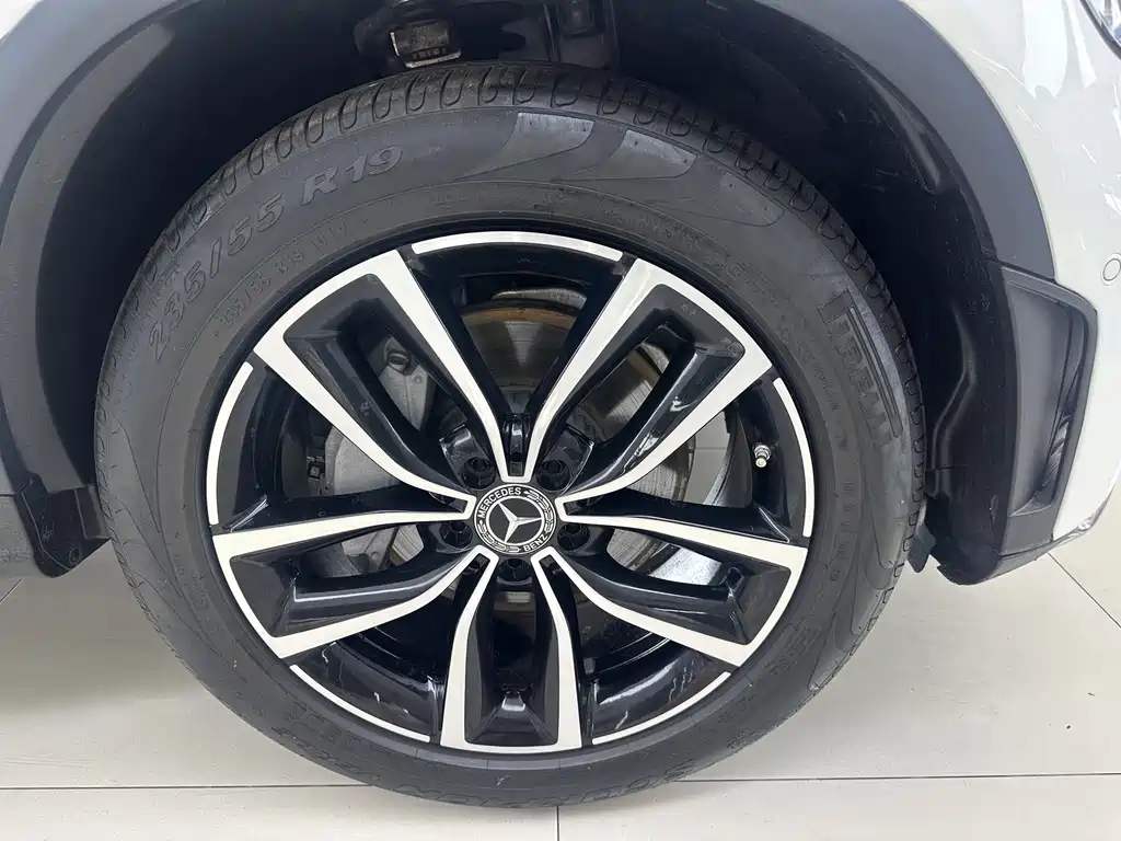 Mercedes-Benz GLC 300 L 4MATIC AMG-Line 2020