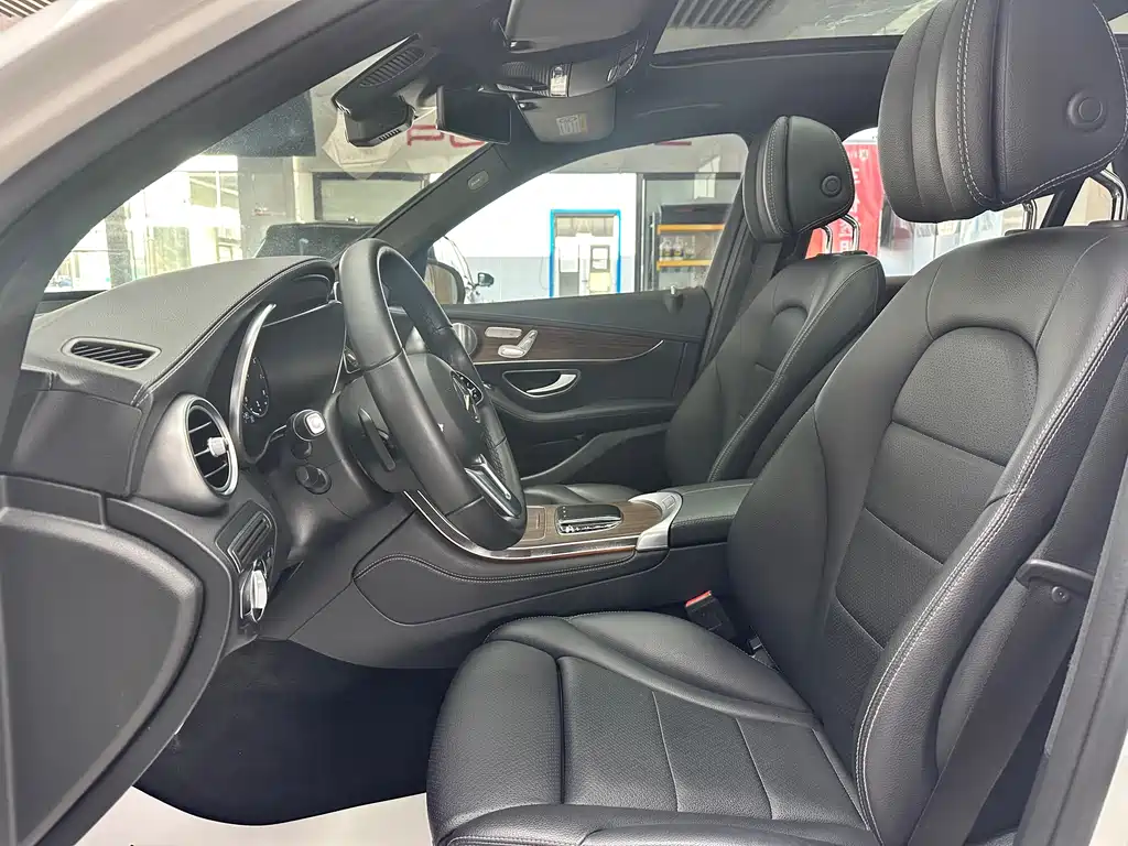 Mercedes-Benz GLC 300 L 4MATIC AMG-Line 2020