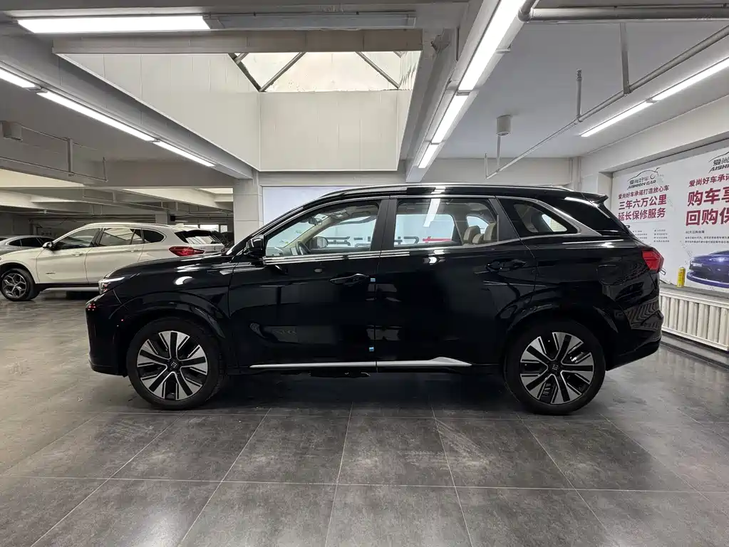 Lan Dian E5 PLUS 2025 165km Long Range Edition PLUS 5-Seater