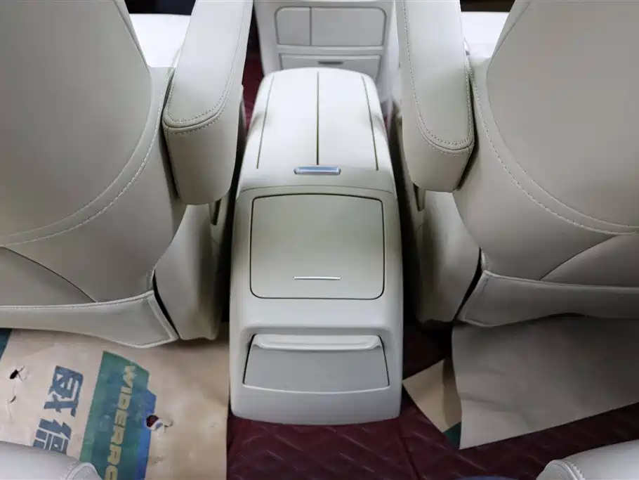 Buick GL8 2023 Land Business Class Premium