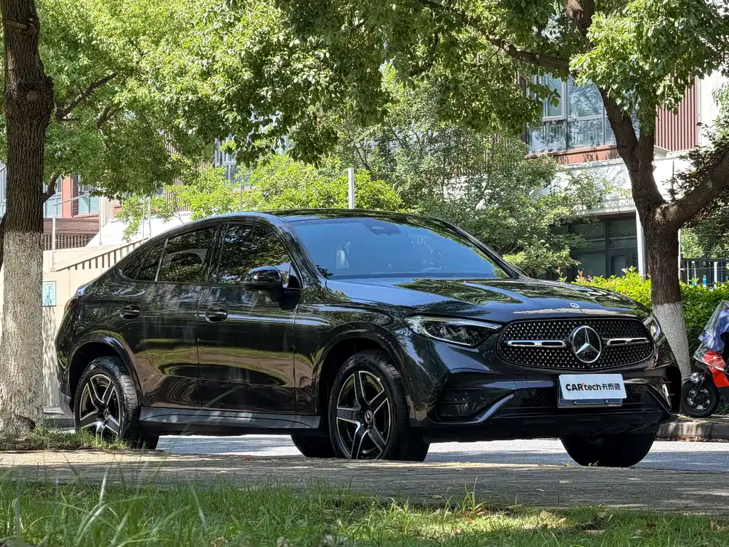 Mercedes-Benz GLC Coupe 2024 GLC 260 4MATIC Coupe SUV