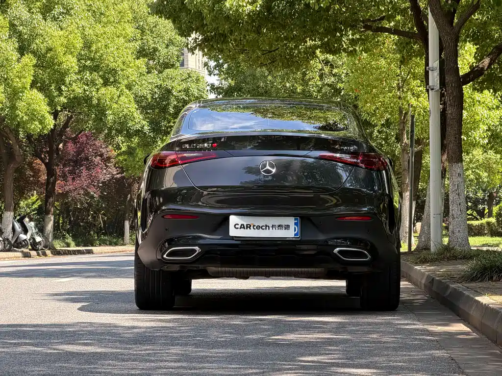 Mercedes-Benz GLC Coupe 2024 GLC 260 4MATIC Coupe SUV