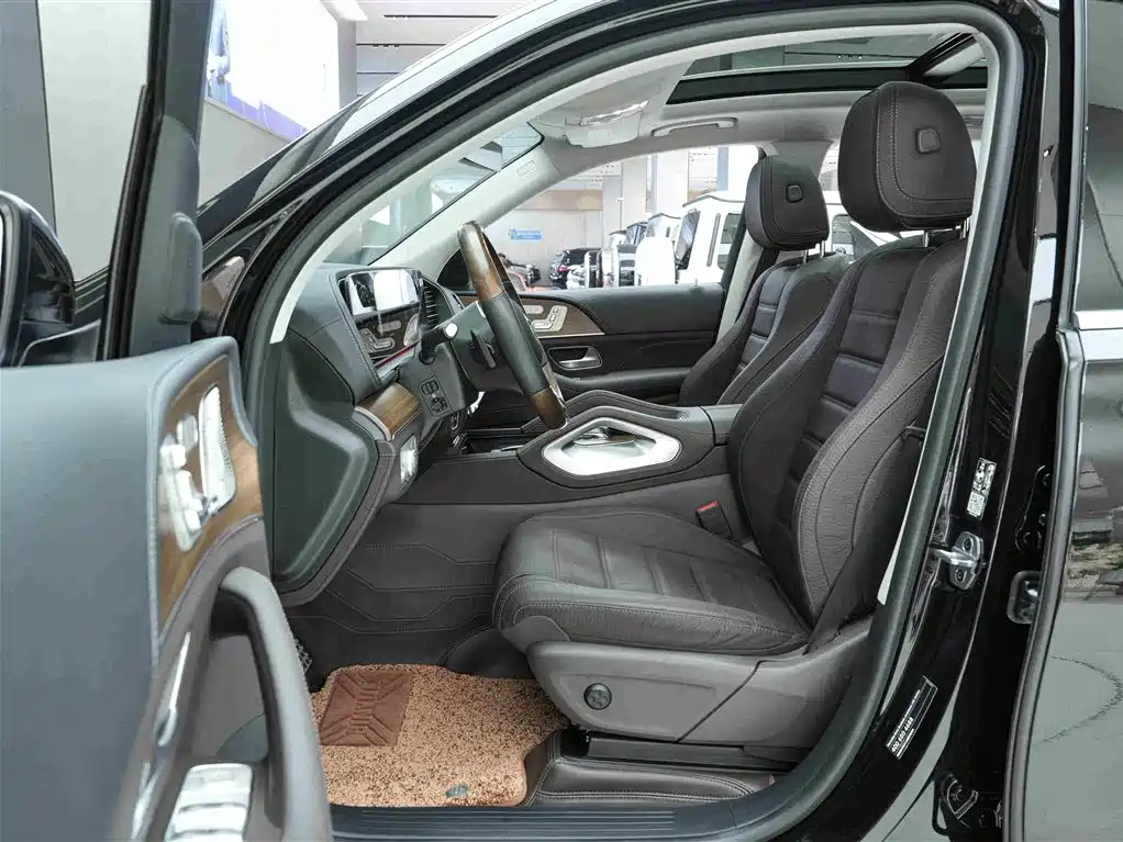 Mercedes-Benz GLS 450 4MATIC Luxury
