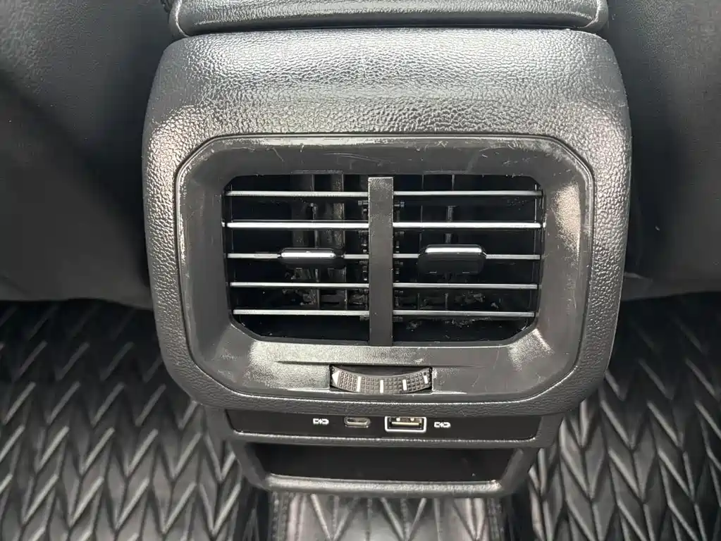 Volkswagen Tharu 2022 280TSI 2WD Luxury