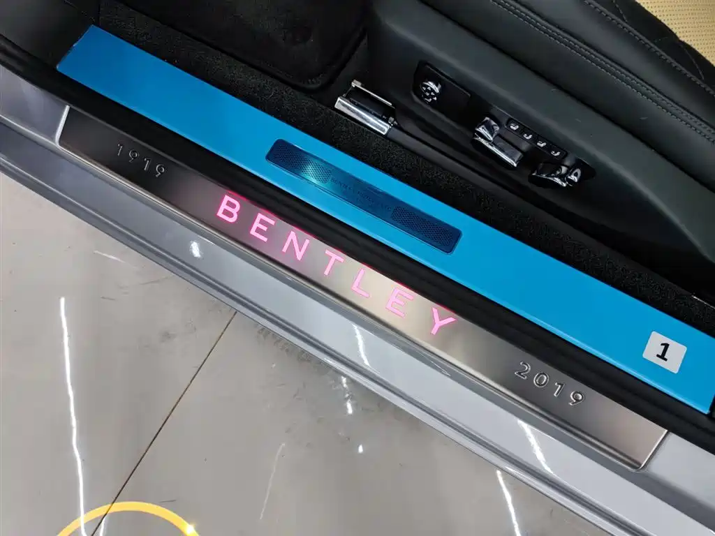 Bentley Continental GT 2018 6.0T W12