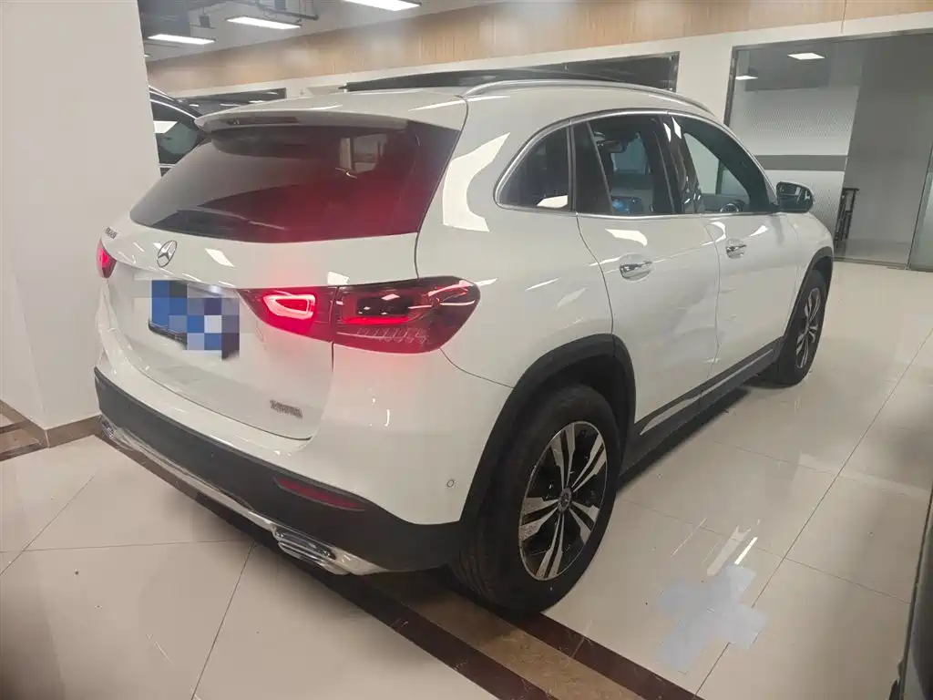 Mercedes-Benz GLA 220 2022