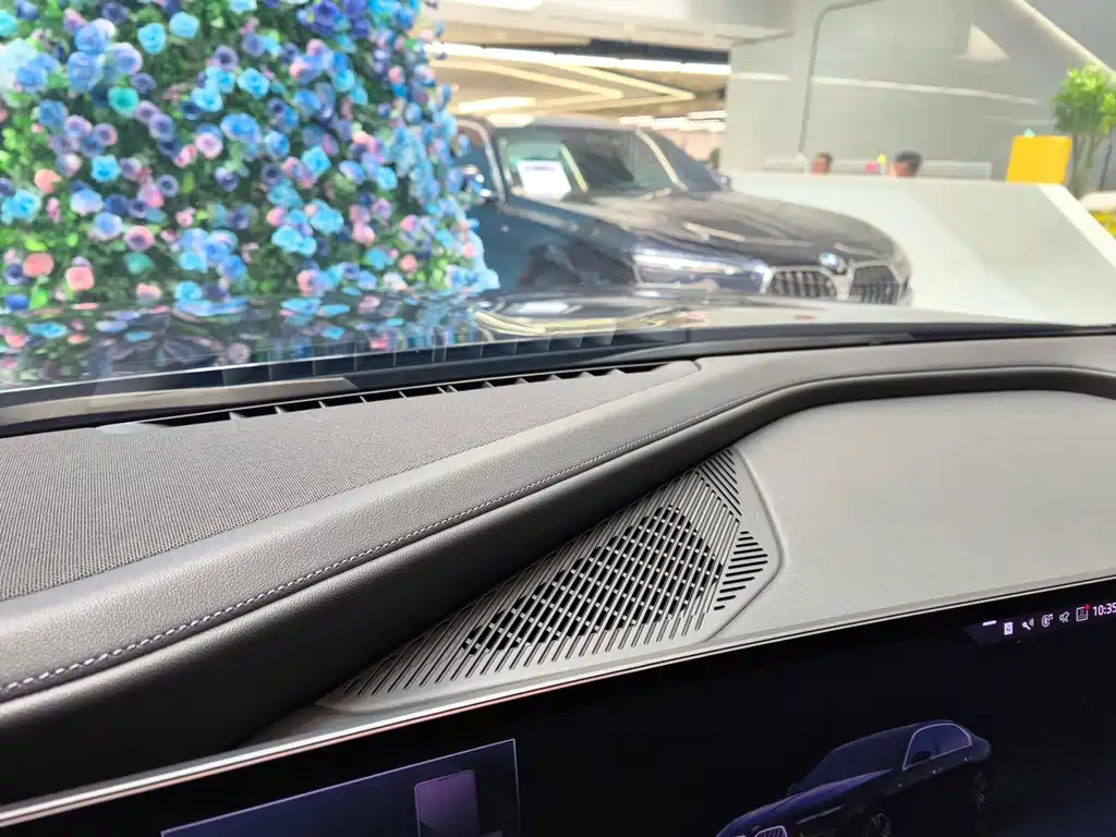 BMW 7 Series 2023 740Li Leading Edition M Sport Package
