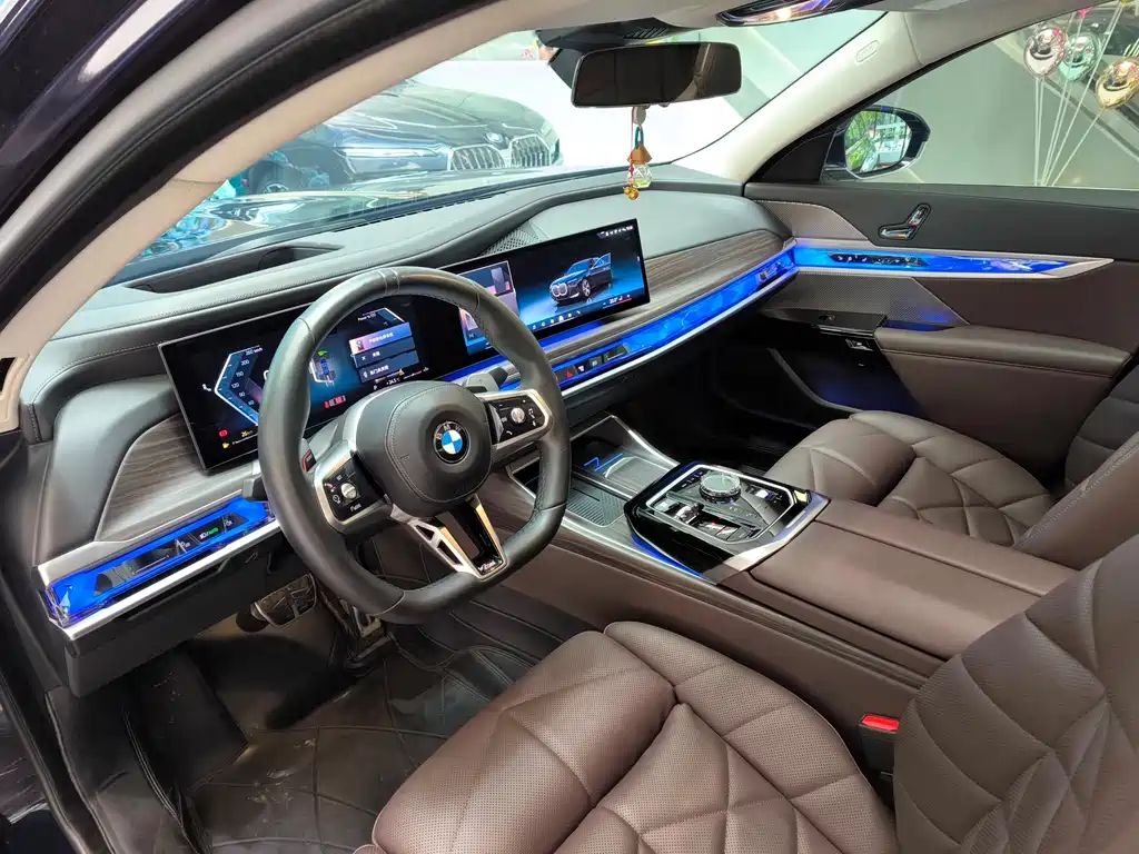 BMW 7 Series 2023 740Li Leading Edition M Sport Package