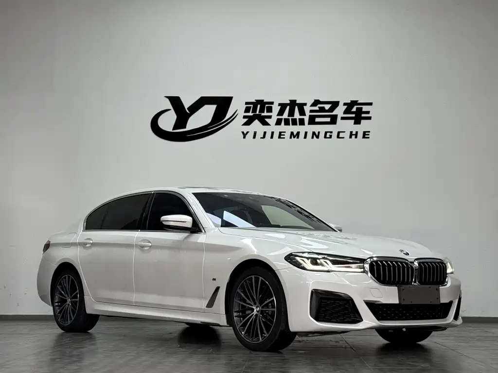 BMW 5 Series 2022 LCI 530Li Leading M Sport Package