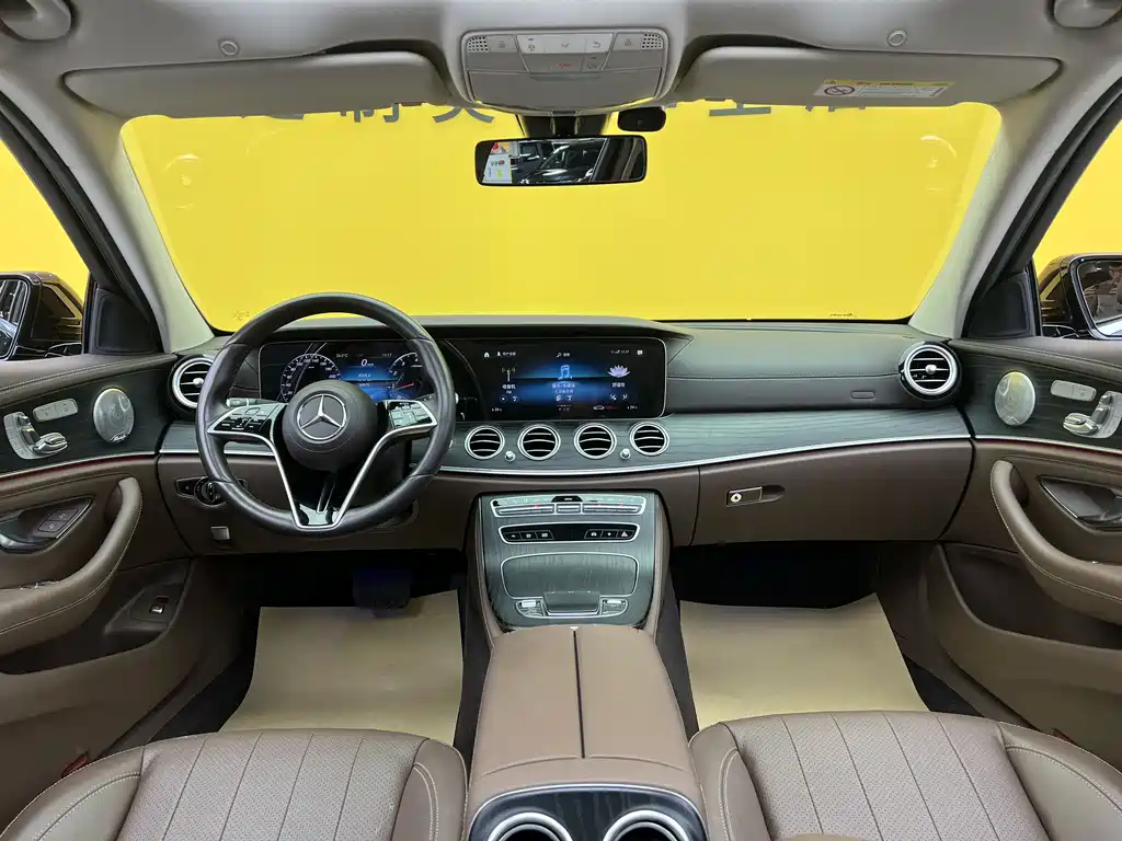 Mercedes-Benz E-Class 2022 E 300 L Fashion