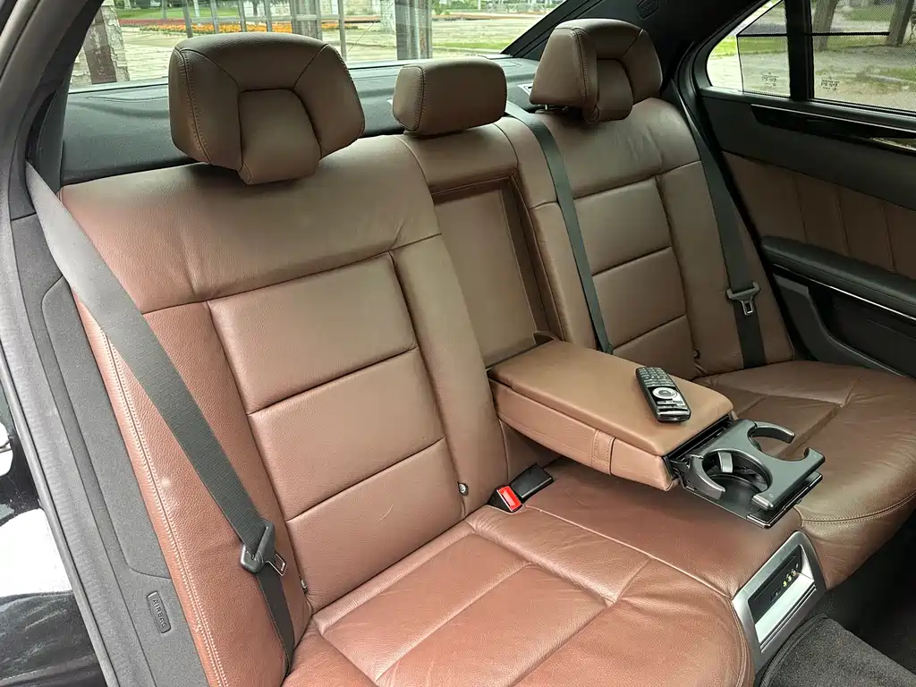 Mercedes-Benz E-Class 2012 E 300 L Fashion