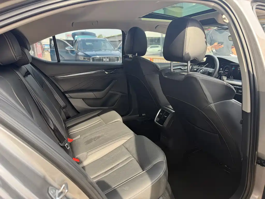 Skoda Octavia 2022 PRO TSI280 Luxury Edition