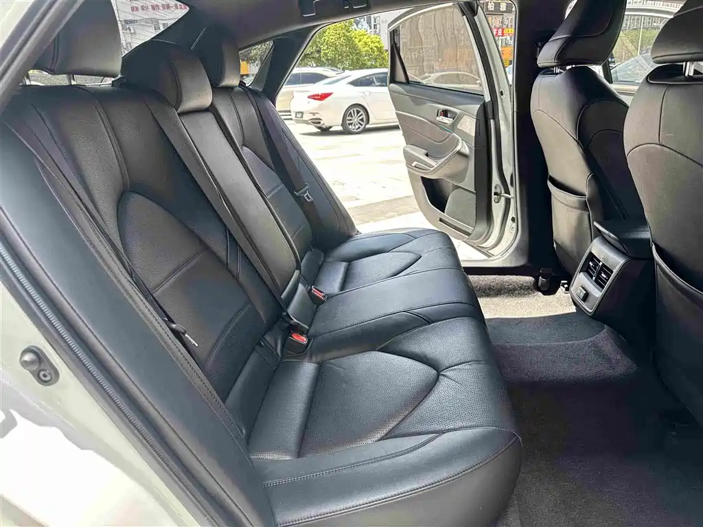 Avalon 2022 2.5L Luxury Edition