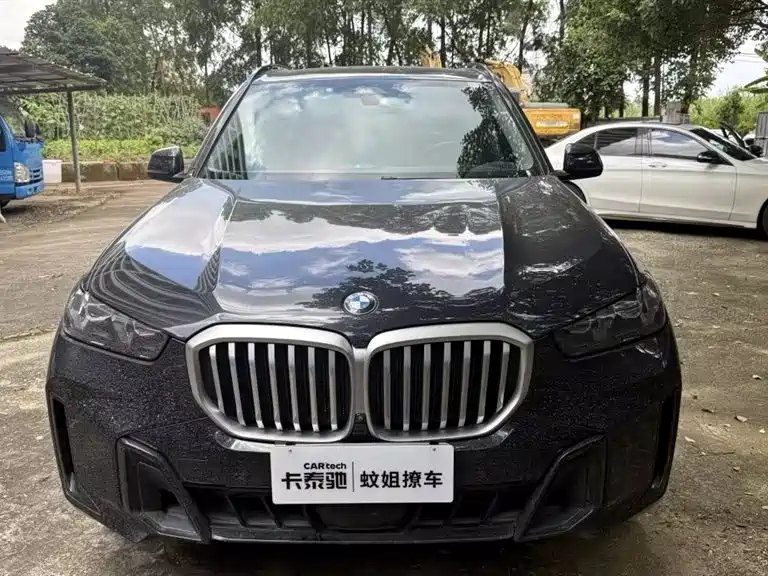 BMW X5 2023 xDrive 30Li M Sport Night Edition