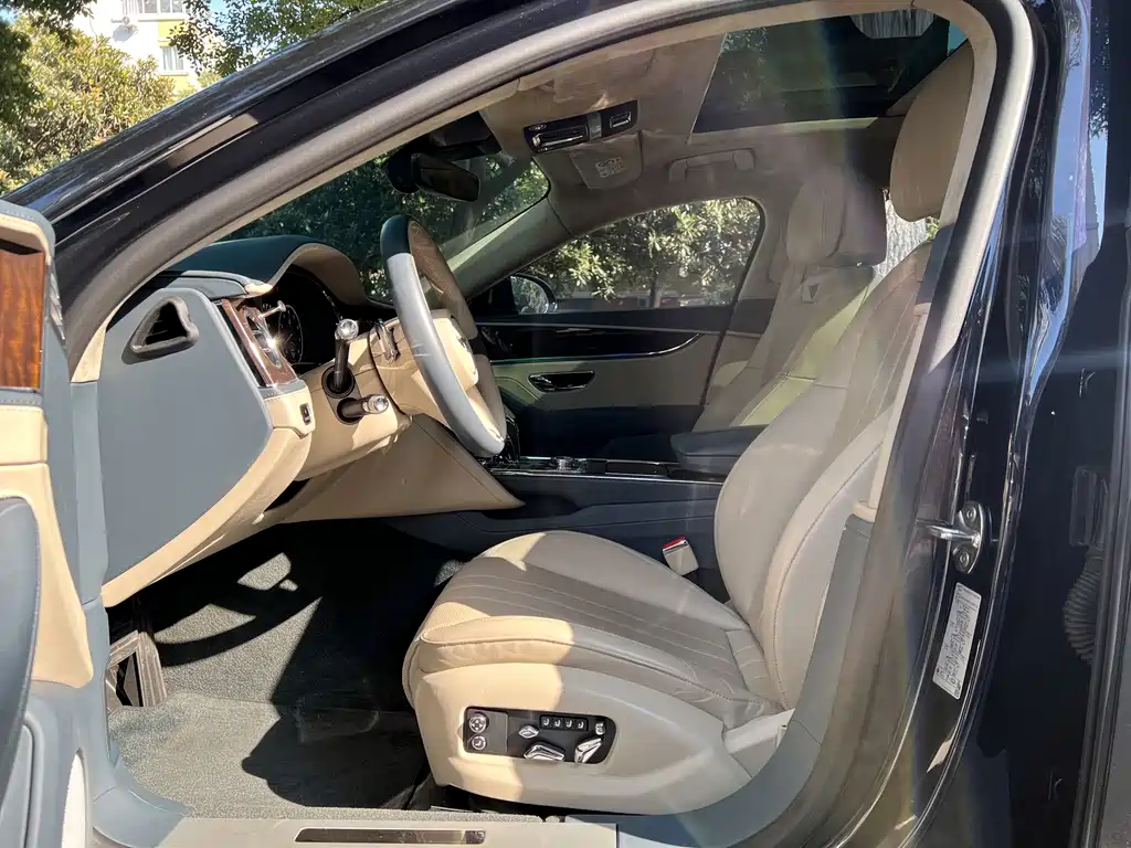 Bentley Flying Spur 2020 6.0T W12 Standard Edition