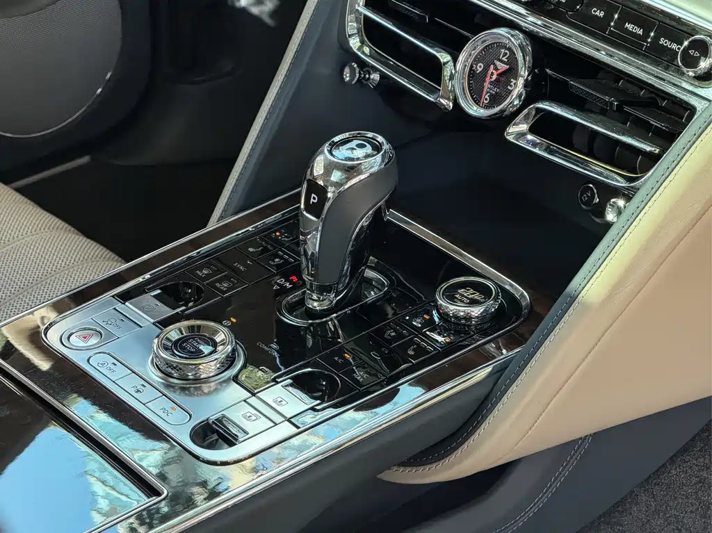 Bentley Flying Spur 2020 6.0T W12 Standard Edition