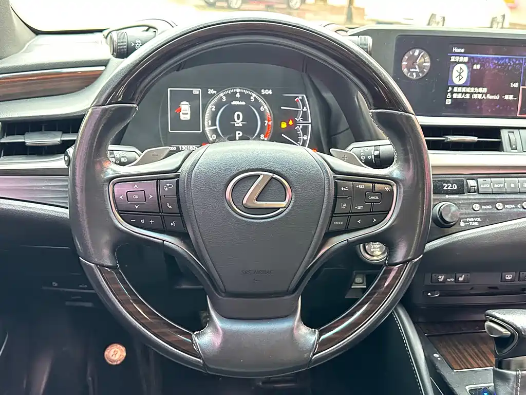 Lexus ES 2018 200 Luxury Edition China V