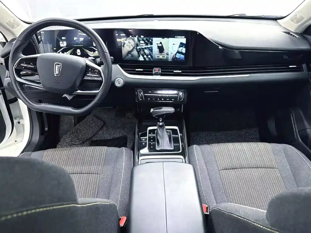 Bestune B70 2021 1.5T Automatic Lexiang Edition