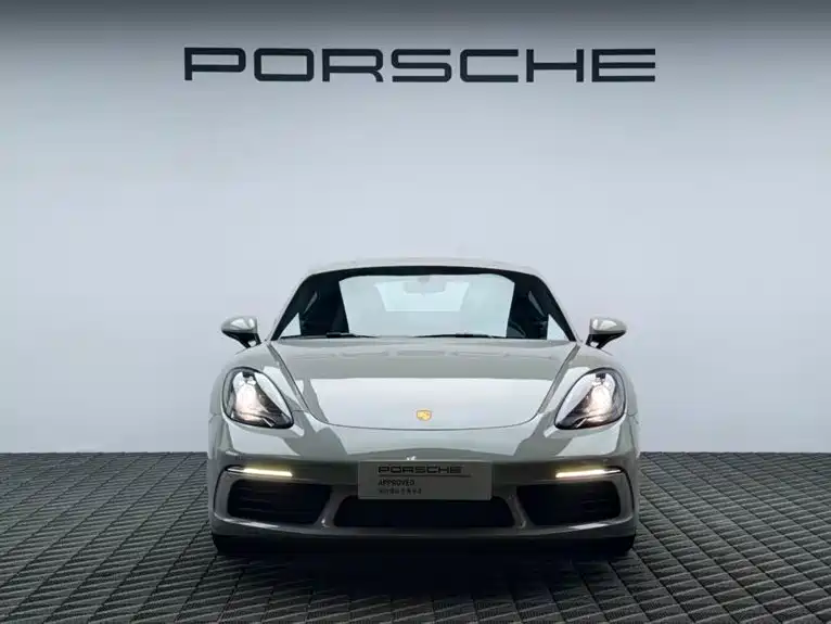 Porsche 718 Cayman 2.0T 2022